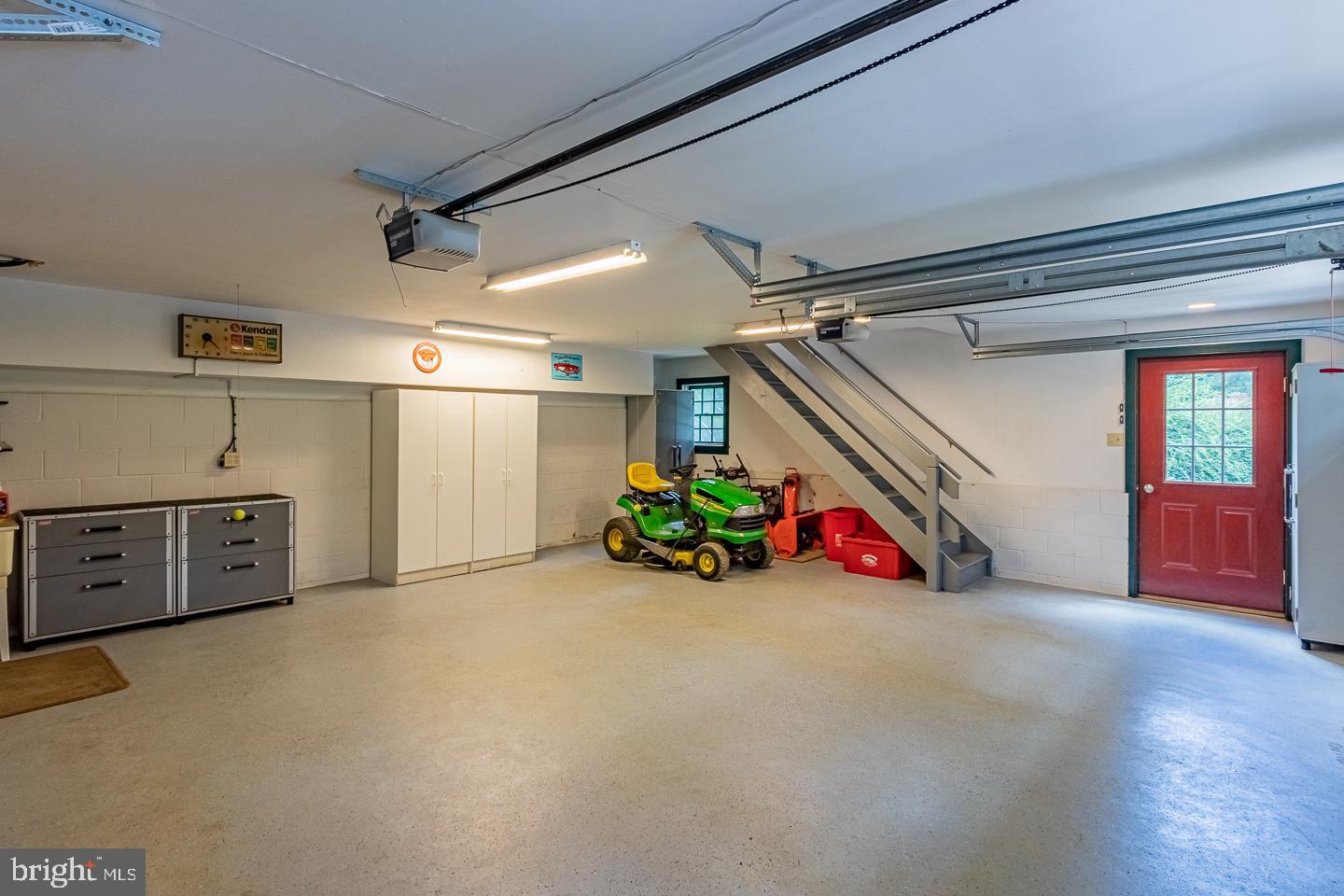 290 Ash Road Coatesville, PA 19320 - Photo 40 of 46 Garage
