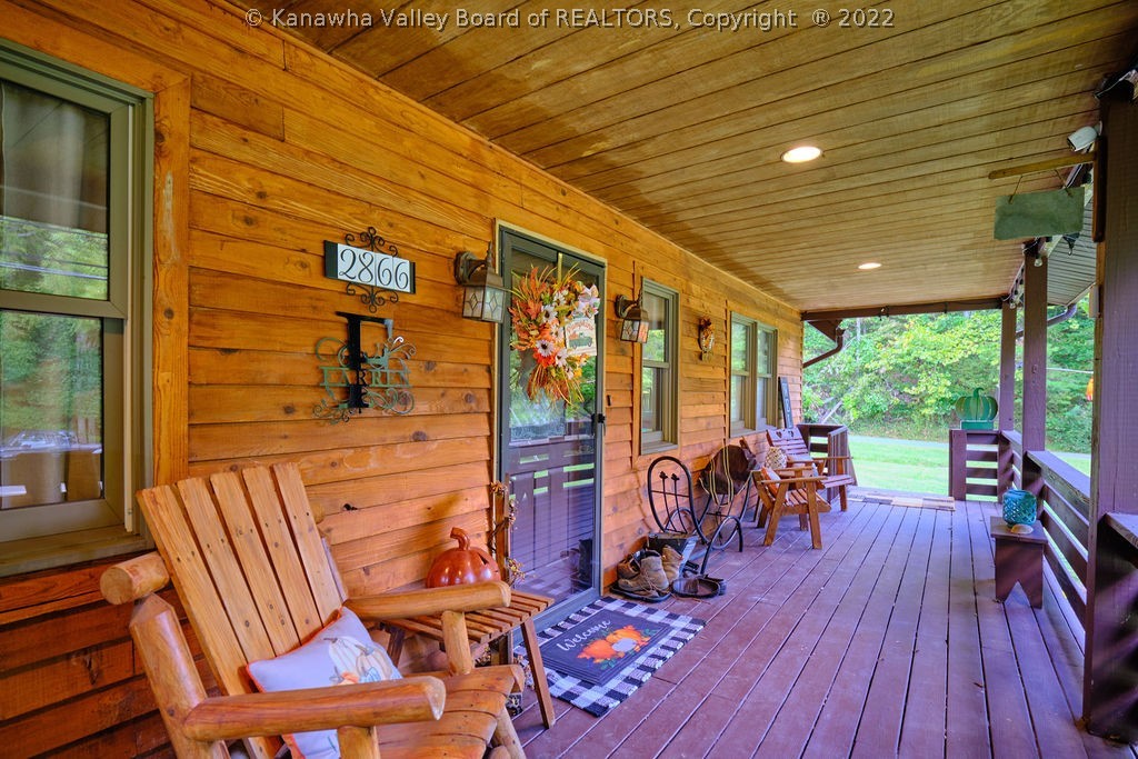 2866 Sycamore Road Culloden, WV 25510 - Photo 5 of 43 Gallery Image 5