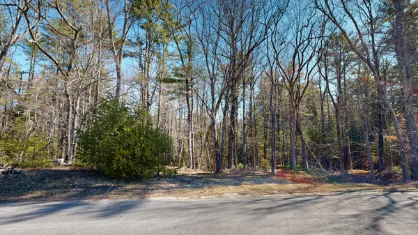 $69,900 | 1890 Pownal Road, Auburn, ME 04210