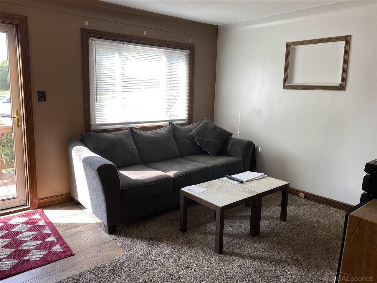 8645 Toepfer Road Warren, MI 48089 - Photo 8 of 16