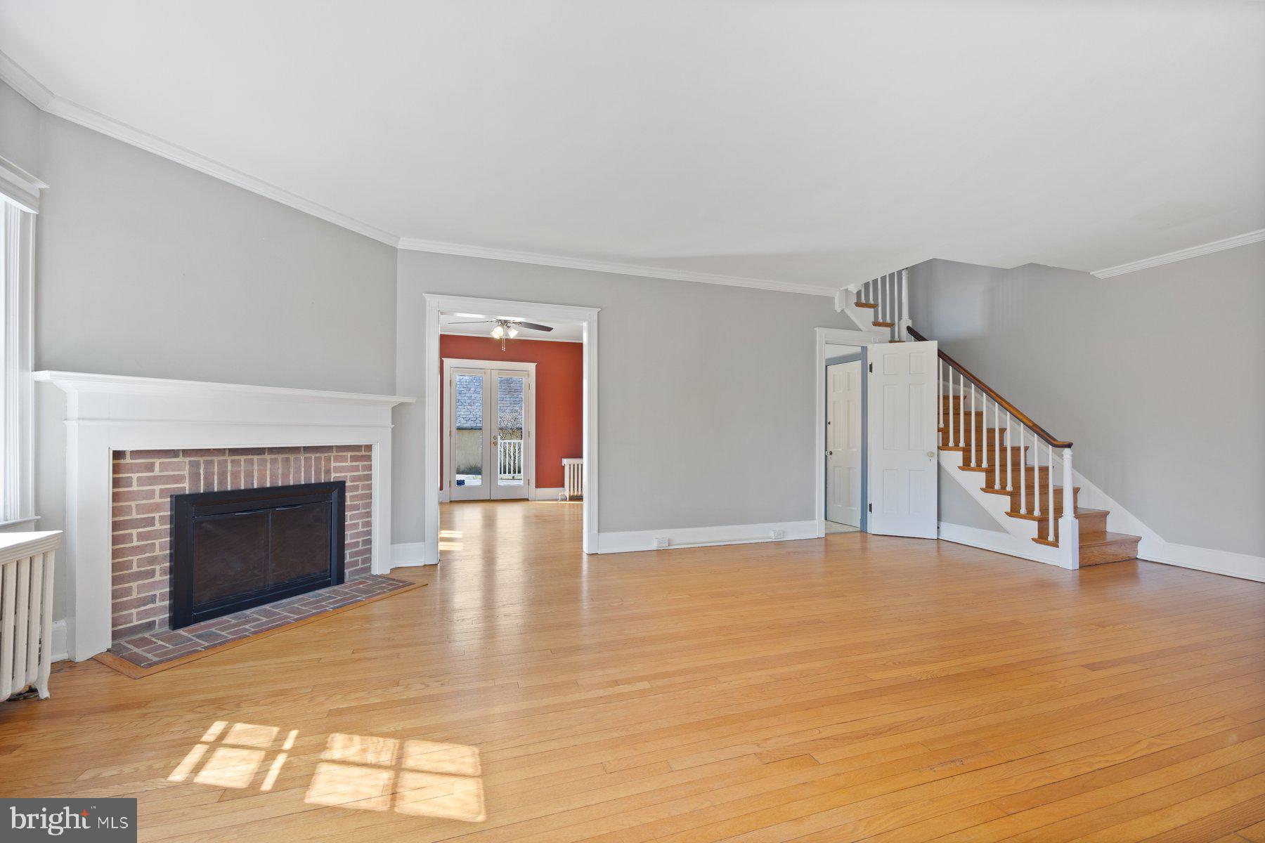 402 Woodlawn Road Baltimore, MD 21210 - Photo 5 of 44 Living Room to Dining Room