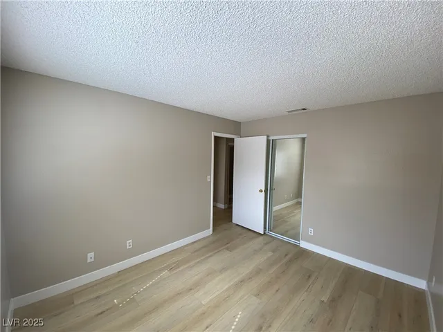 $1,995 | 376 Legacy Drive, Henderson, NV 89014