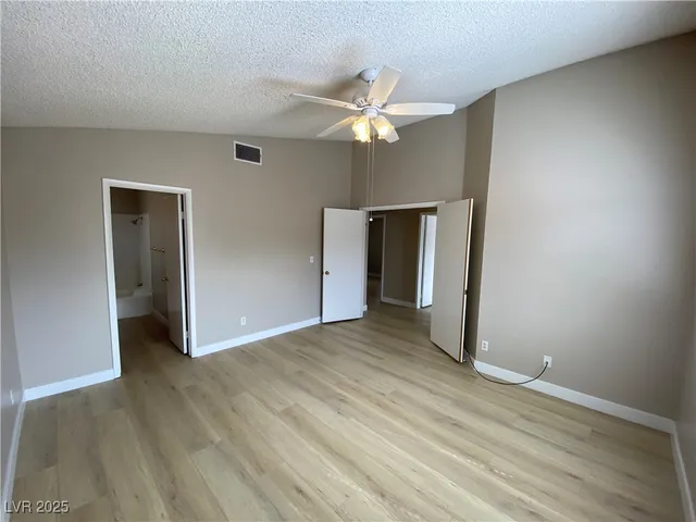 $1,995 | 376 Legacy Drive, Henderson, NV 89014