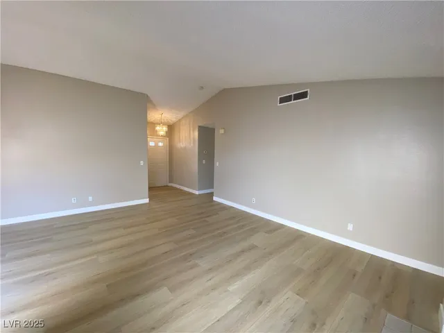 $1,995 | 376 Legacy Drive, Henderson, NV 89014