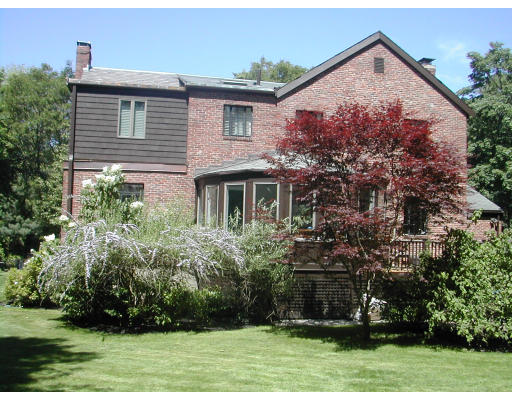 40 Avondale Road Newton, MA 02459 - Photo 3 of 17 a front view of house with a yard