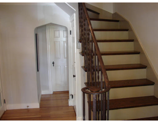 40 Avondale Road Newton, MA 02459 - Photo 7 of 17 a view of entryway