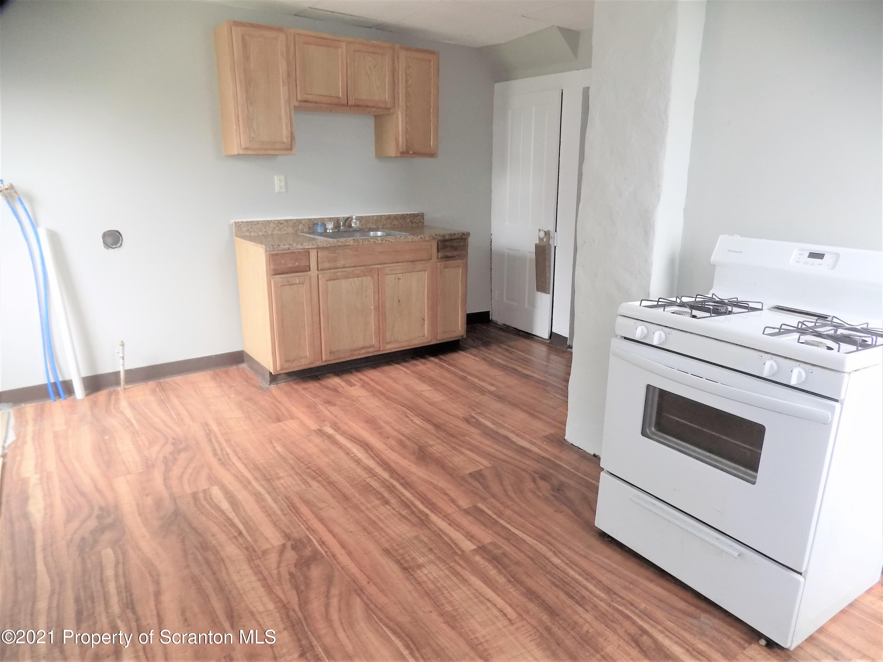 344 Maple Street Scranton, PA 18505 - Photo 2 of 13 Kitchen View 1