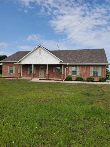 $2,450 | 989 Southgate Court, Farmersville, TX 75442