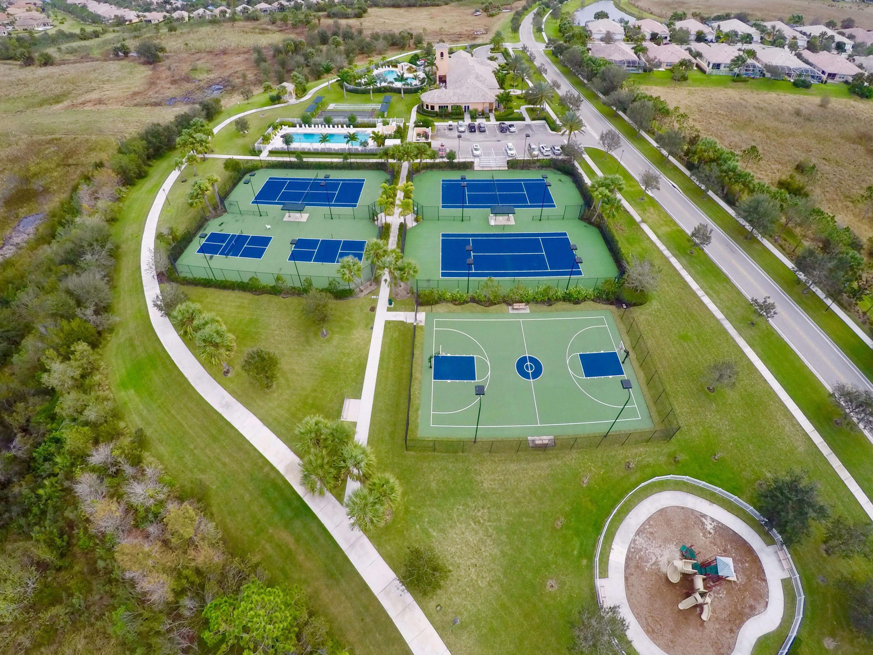 11378 Southwest Rockingham Drive Port St. Lucie, FL 34987 - Photo 21 of 83 012