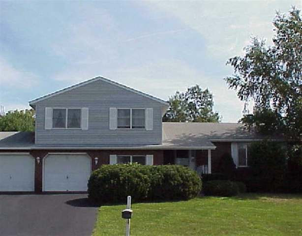 18 Rolling Hills Road Schenectady, NY 12309 - Photo 1 of 1 Photo 1