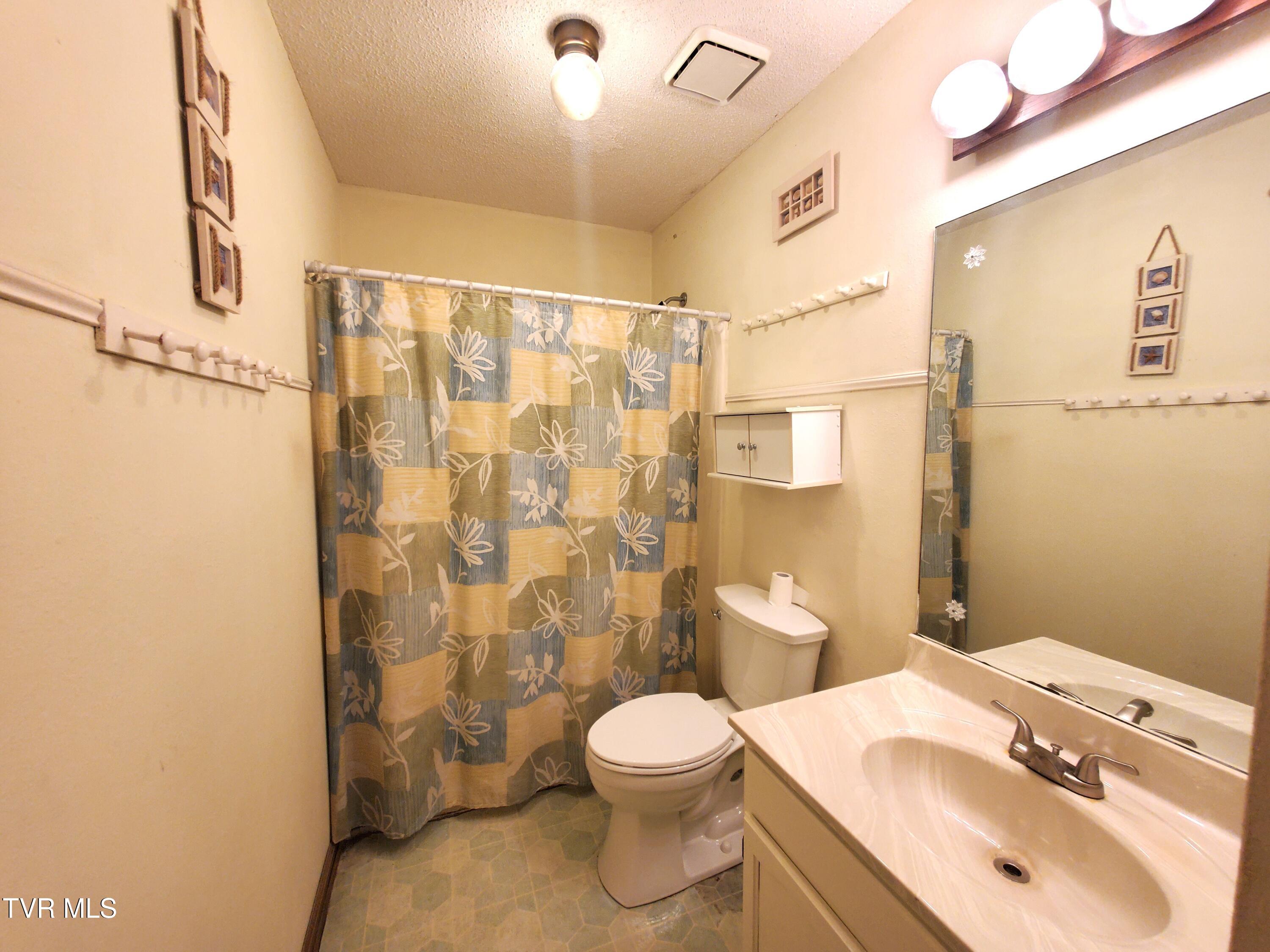 348 River Road, Unit 5C Bluff City, TN 37618 - Photo 13 of 28 20260824_182735