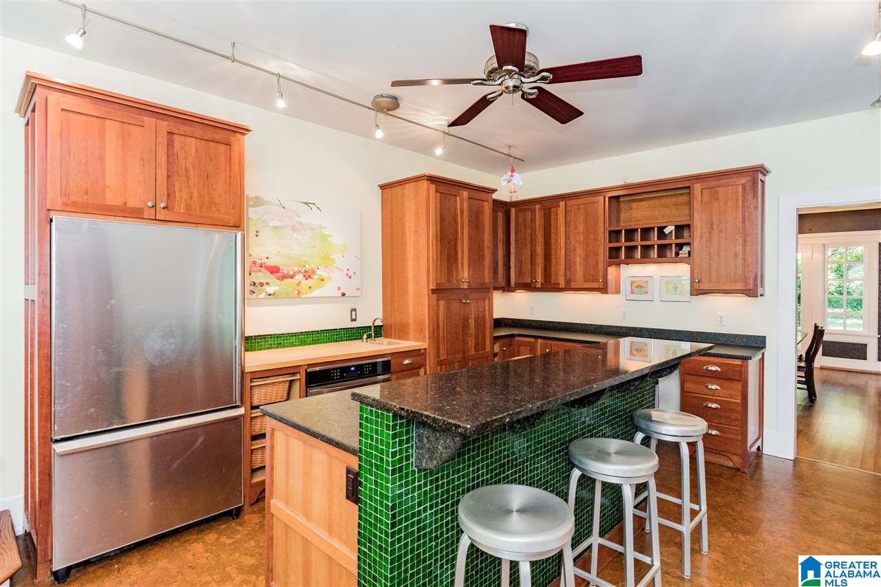4337 Cliff Road Birmingham, AL 35222 - Photo 14 of 39