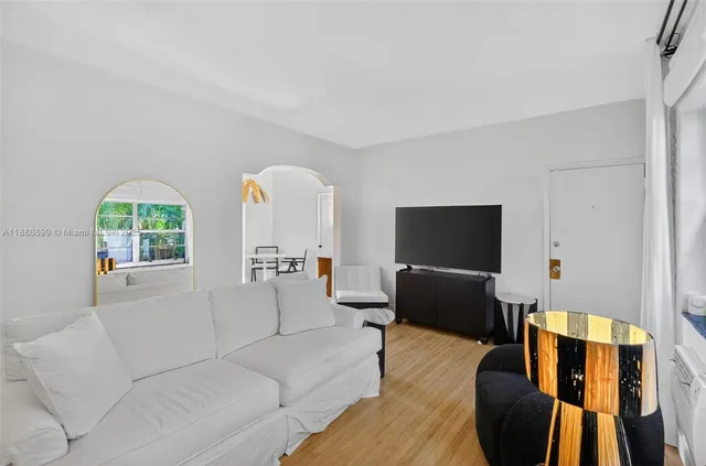 $295,000 | 1553 Meridian Avenue, Unit 103, Miami Beach, FL 33139