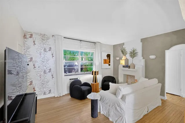 $295,000 | 1553 Meridian Avenue, Unit 103, Miami Beach, FL 33139