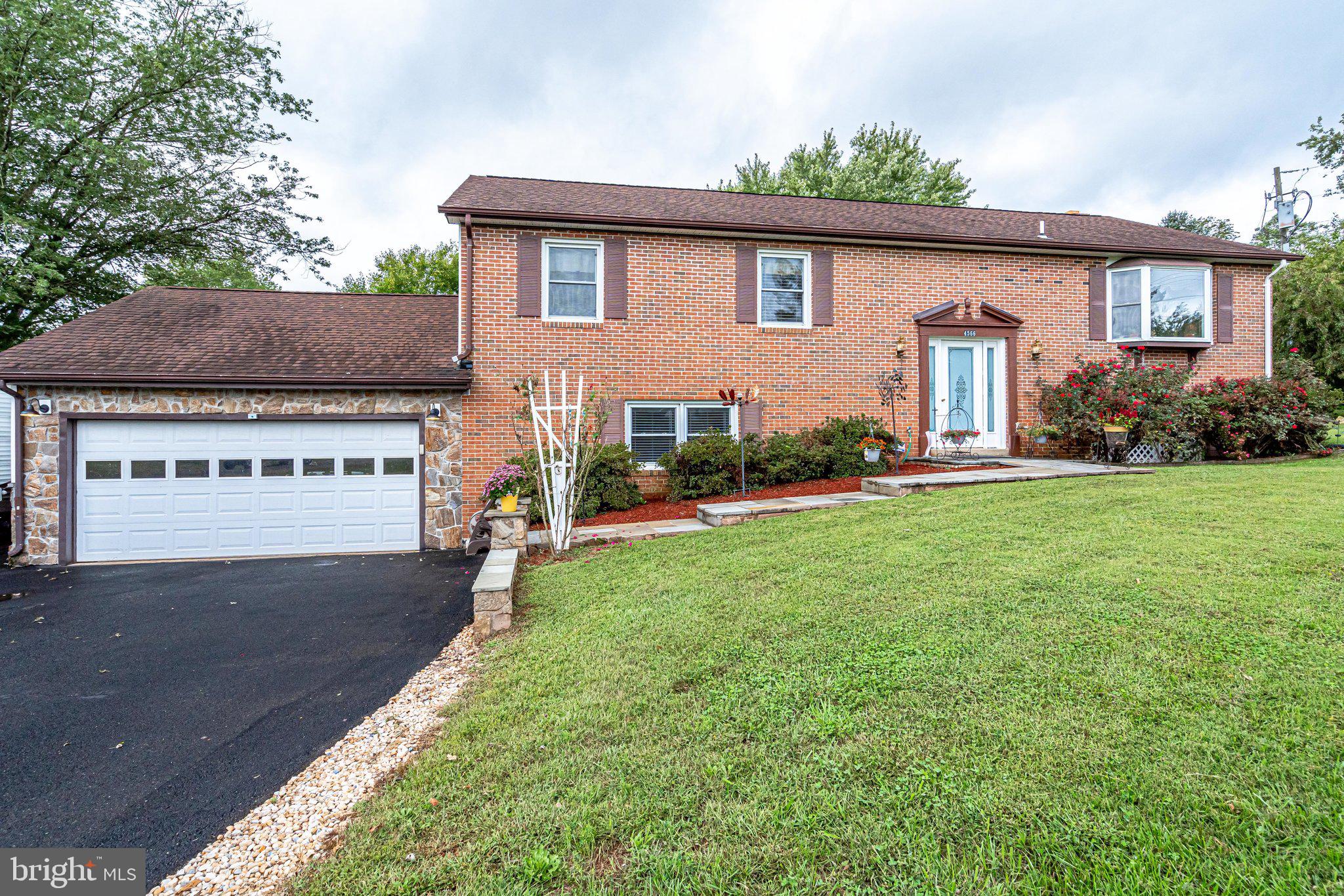 4566 Sudley Road Gainesville, VA 20155 - Photo 1 of 30 Welcome to 4566 Sudley Road!