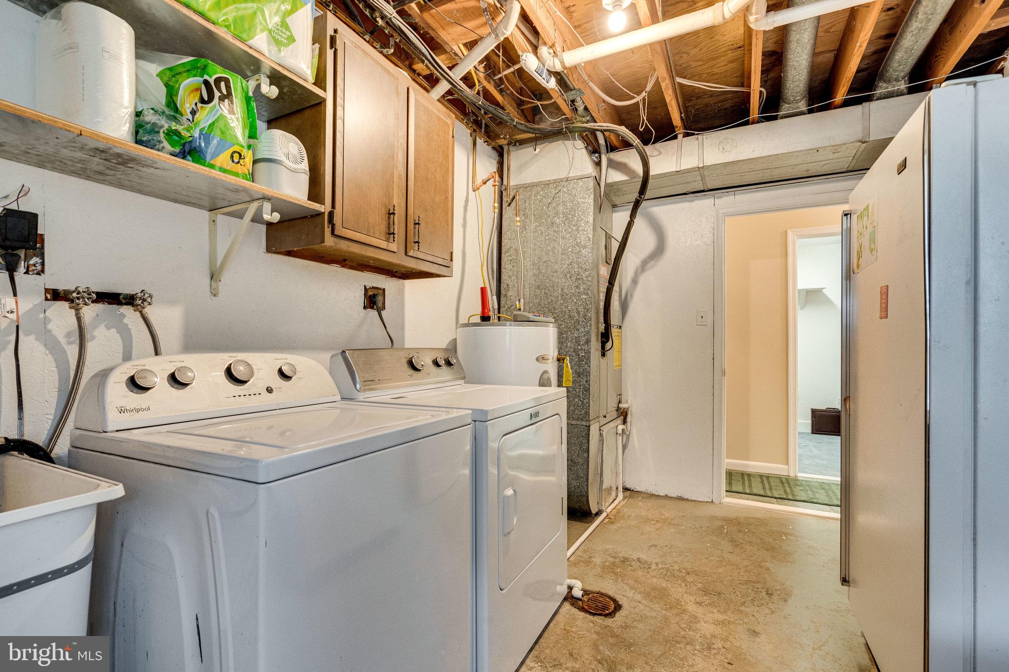 4566 Sudley Road Gainesville, VA 20155 - Photo 24 of 30 Large laundry room