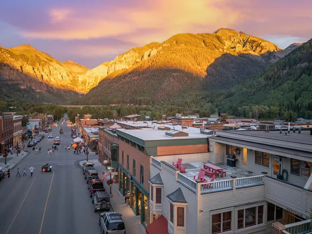 a view of a city & an mountain view