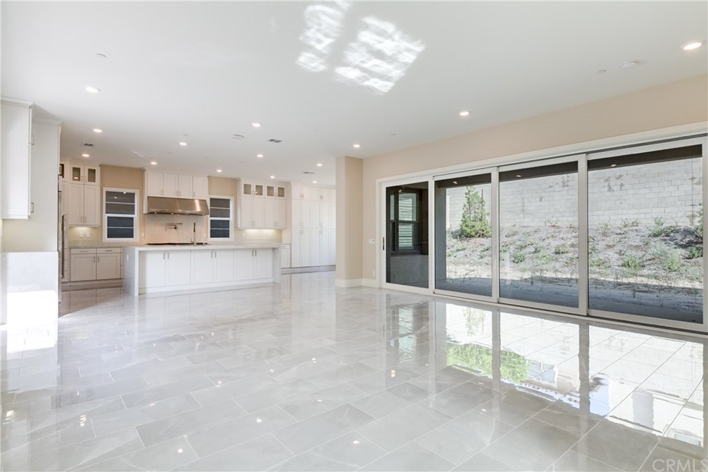 63 Cetus Irvine, CA 92618 - Photo 7 of 72