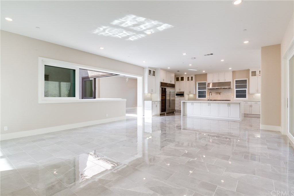 63 Cetus Irvine, CA 92618 - Photo 10 of 72