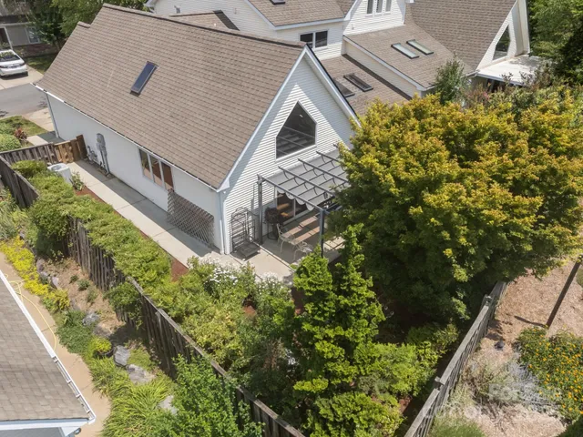 $368,000 | 8 Beekeeper Trail, Swannanoa, NC 28778