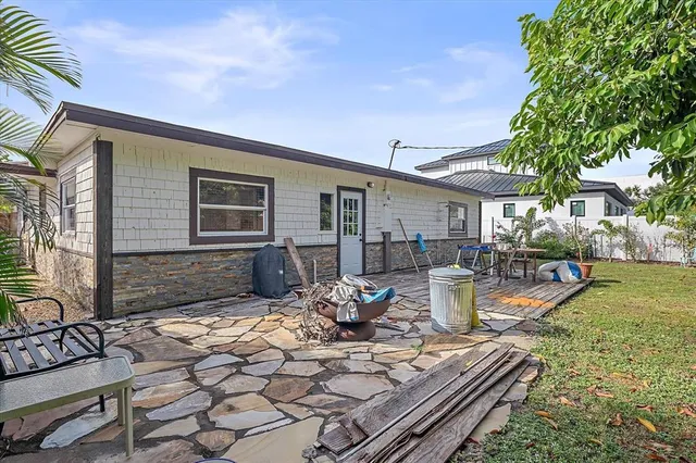 $560,000 | 2313 Loma Linda Street, Sarasota, FL 34239