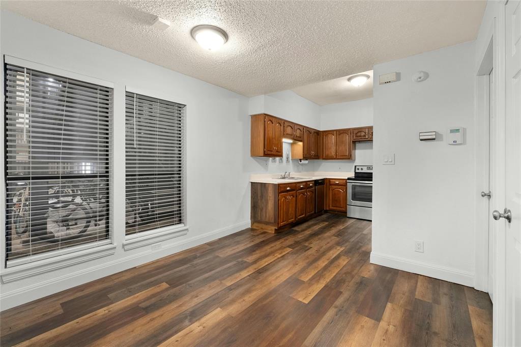 1910 Robbins Place, Unit 103 Austin, TX 78705 - Photo 5 of 16 Dining area