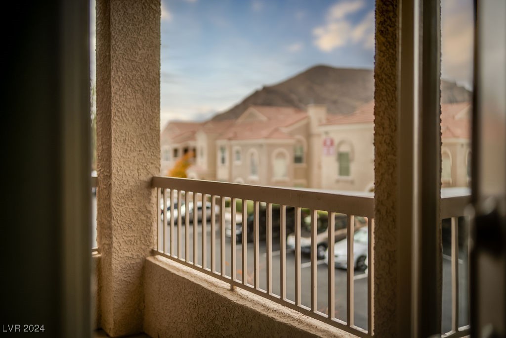 10550 West Alexander Road, Unit 2118 Las Vegas, NV 89129 - Photo 20 of 39 Gallery Image 20