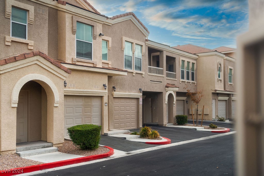 10550 West Alexander Road, Unit 2118 Las Vegas, NV 89129 - Photo 22 of 39 Gallery Image 22