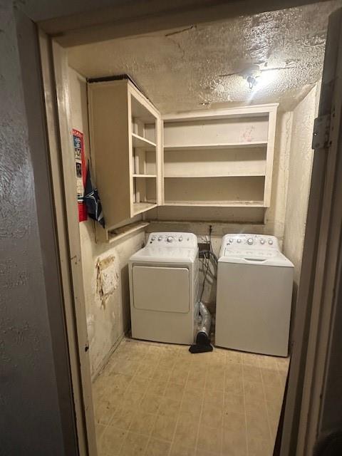 2340 Macon Street Dallas, TX 75215 - Photo 18 of 30 a utility room with dryer and washer