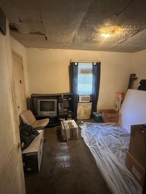 2340 Macon Street Dallas, TX 75215 - Photo 20 of 30 a living room with furniture