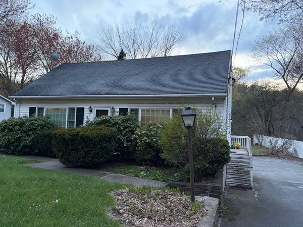 $649,900 | 112 Marlboro Road, Southborough, MA 01772