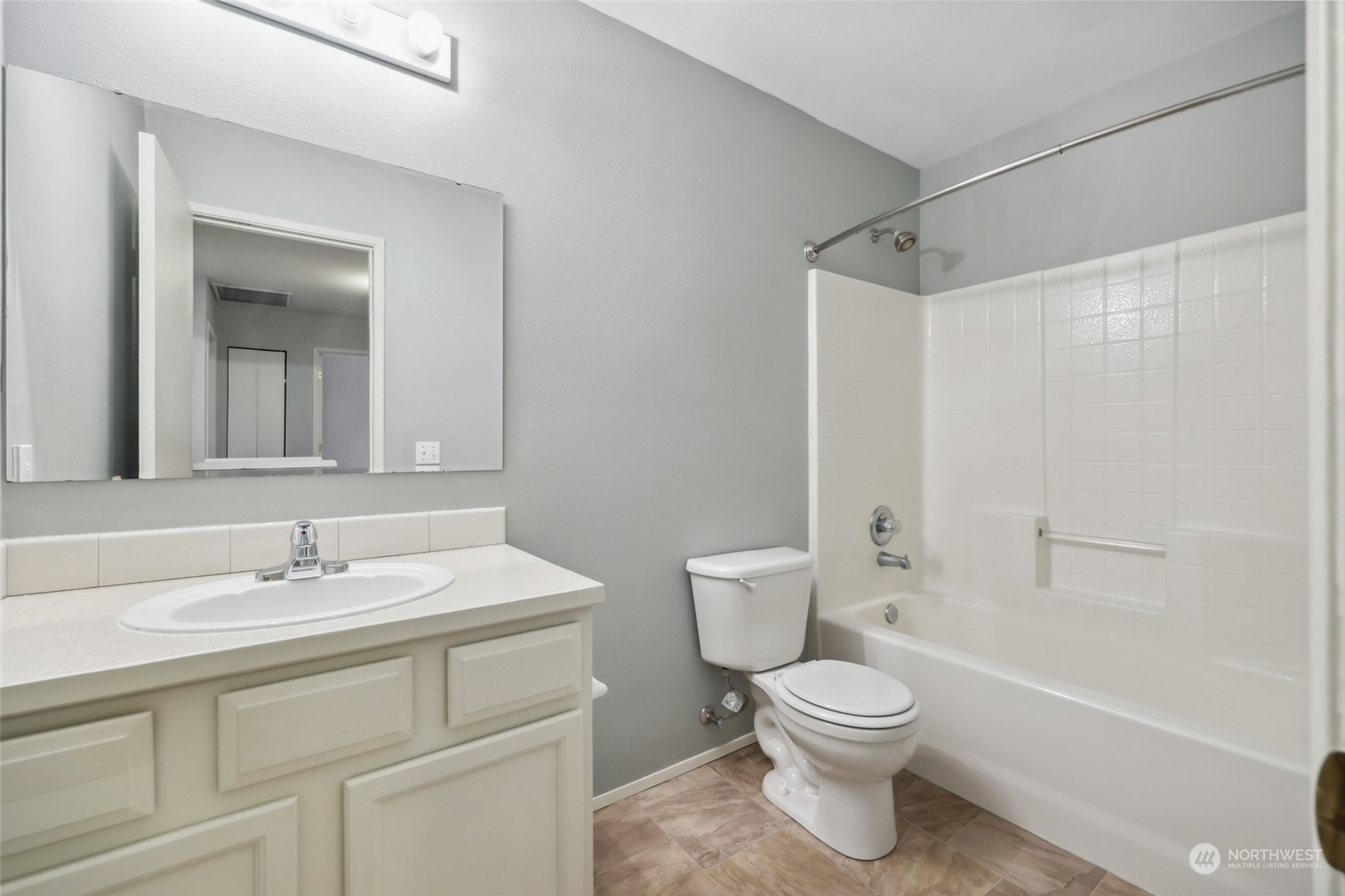 2248 Wallace Loop DuPont, WA 98327 - Photo 32 of 38 Gallery Image 32