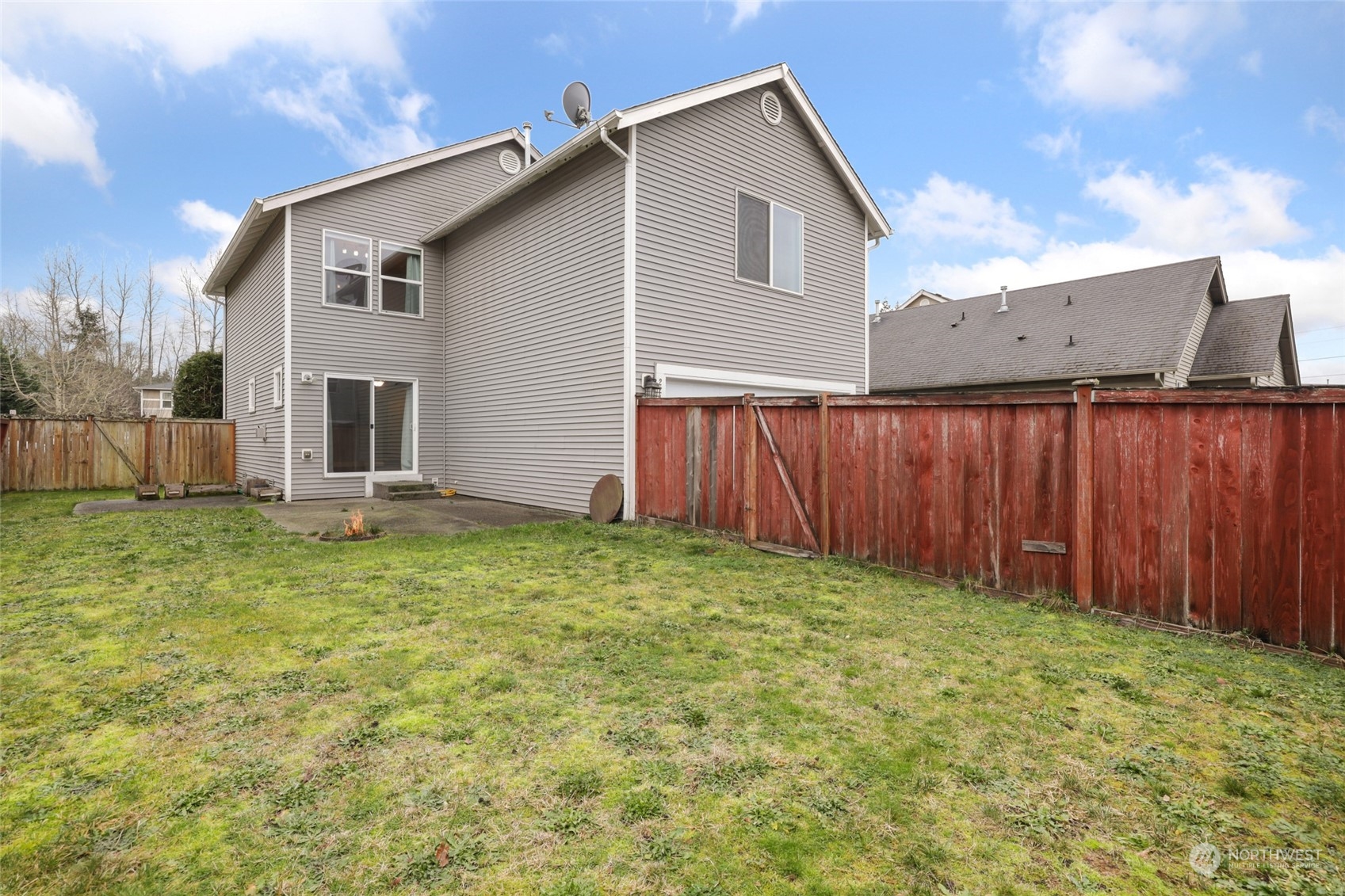2248 Wallace Loop DuPont, WA 98327 - Photo 35 of 38 Gallery Image 35