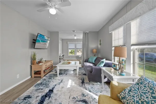 $2,300 | 1747 Beverly Drive, Naples, FL 34114