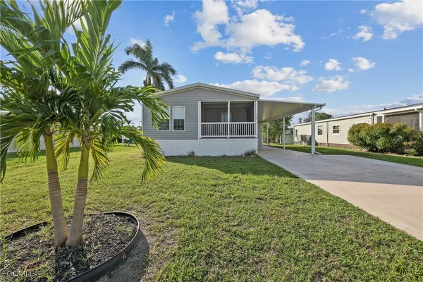 $2,300 | 1747 Beverly Drive, Naples, FL 34114