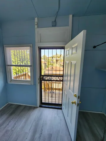 $1,400 | 7553 South Luella Avenue, Chicago, IL 60649