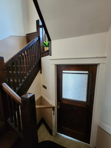 $1,400 | 7553 South Luella Avenue, Chicago, IL 60649