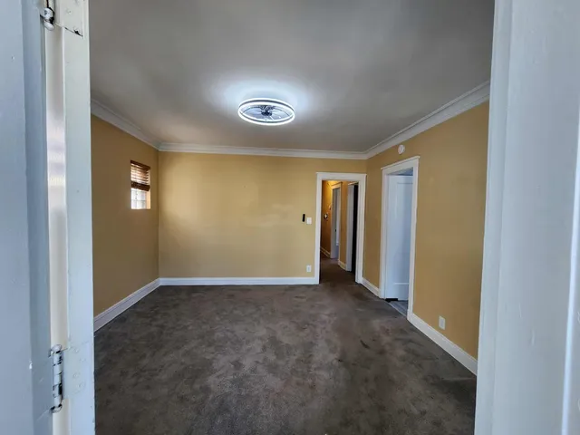 $1,400 | 7553 South Luella Avenue, Chicago, IL 60649