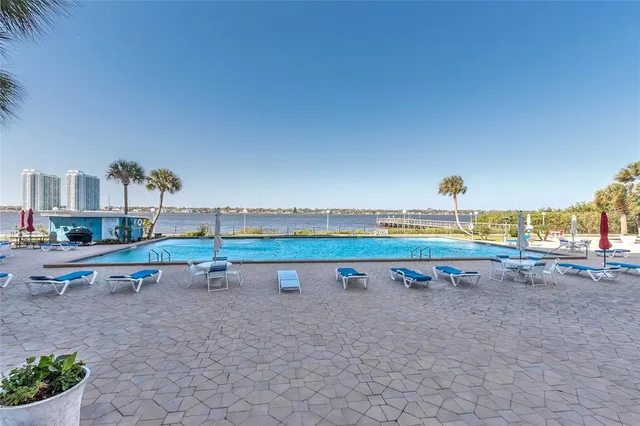a view of a tennis court