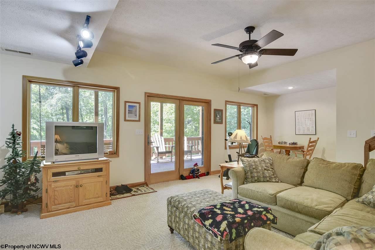 90 Cub Road Davis, WV 26260 - Photo 14 of 20 Gallery Image 14