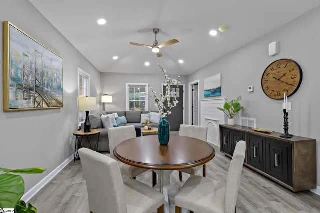 $284,900 | 9 Brooks Avenue, Greenville, SC 29617