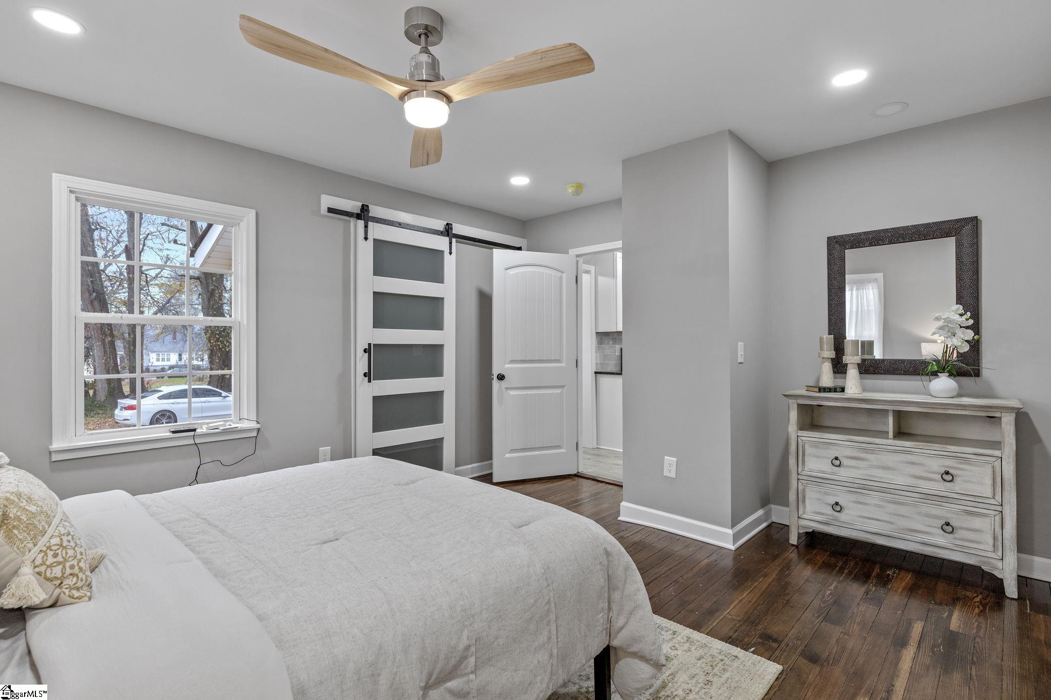 9 Brooks Avenue Greenville, SC 29617 - Photo 19 of 31