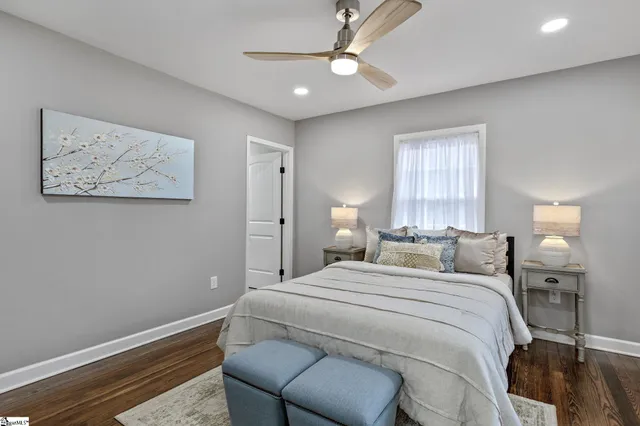 $284,900 | 9 Brooks Avenue, Greenville, SC 29617