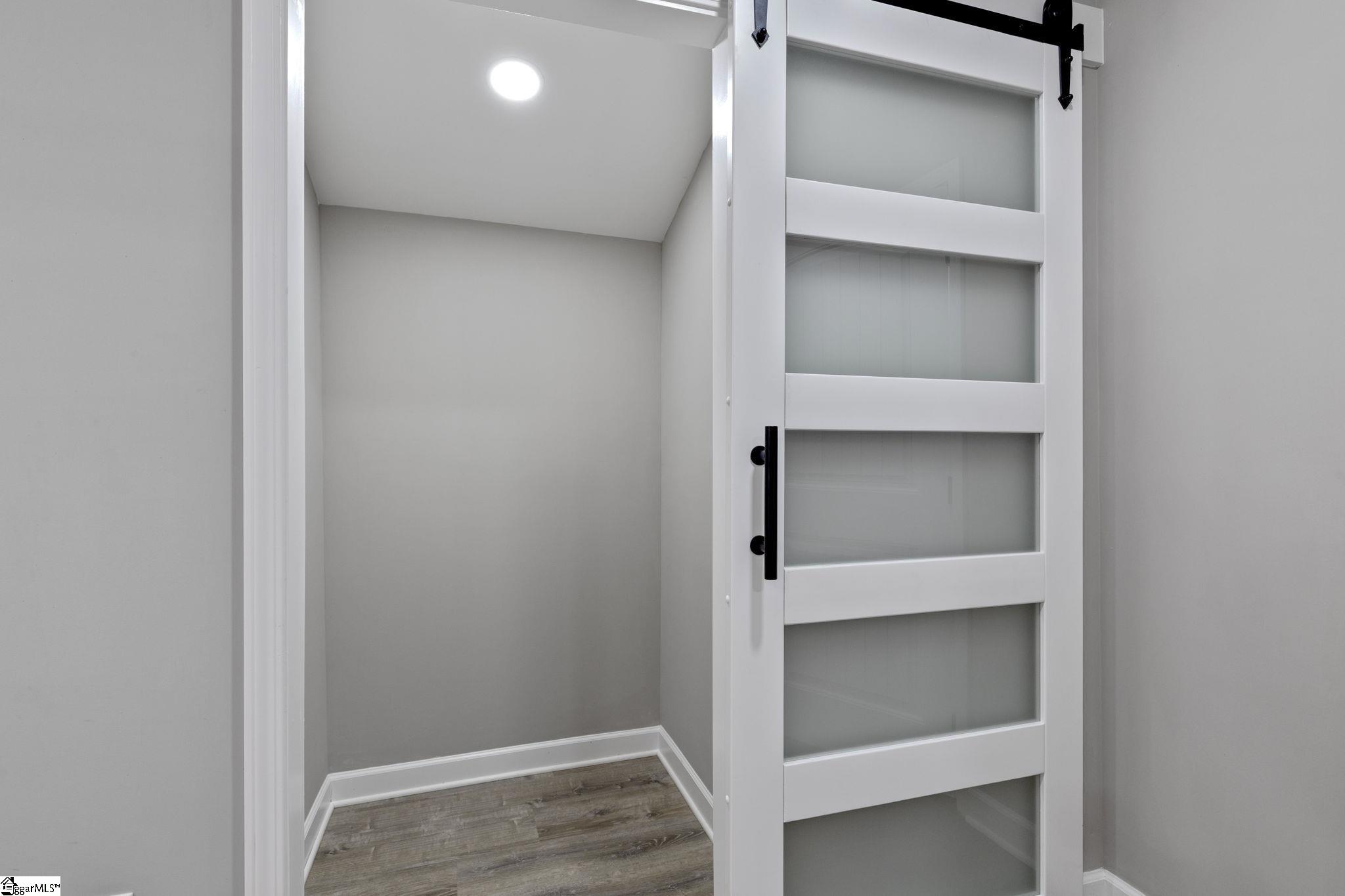 9 Brooks Avenue Greenville, SC 29617 - Photo 20 of 31