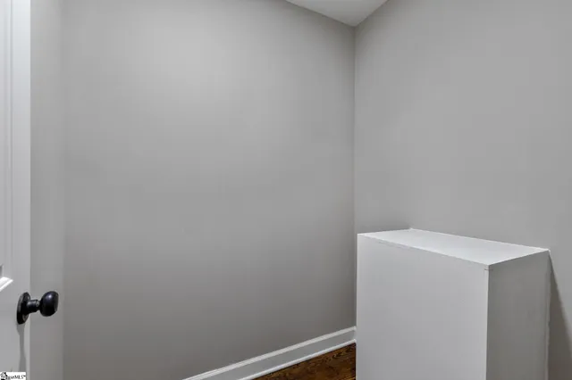 $284,900 | 9 Brooks Avenue, Greenville, SC 29617