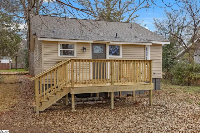 $284,900 | 9 Brooks Avenue, Greenville, SC 29617