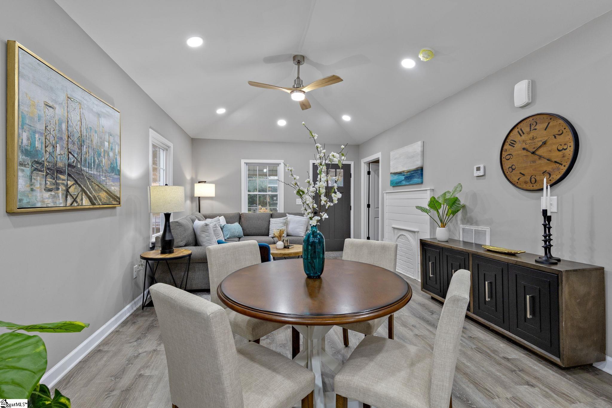 9 Brooks Avenue Greenville, SC 29617 - Photo 10 of 31