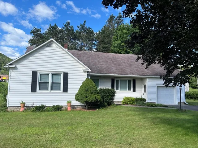 $215,000 | 51 Stockton Avenue, Walton, NY 13856