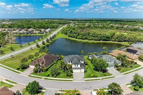 $919,000 | 826 Honeyflower Loop, Bradenton, FL 34212