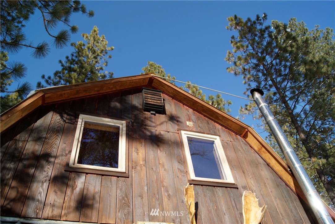 14 Heaton Road Winthrop, WA 98862 - Photo 23 of 25 Gallery Image 23